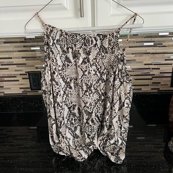 COPY - INC Cold Shoulder Top - Picture 3 of 3